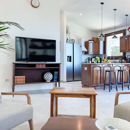 Mizar - Newly Renovated Private And An Amazing View Villa *