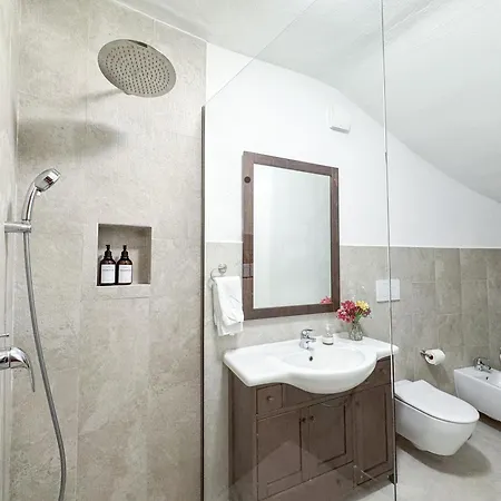 Mizar - Newly Renovated Private And An Amazing View