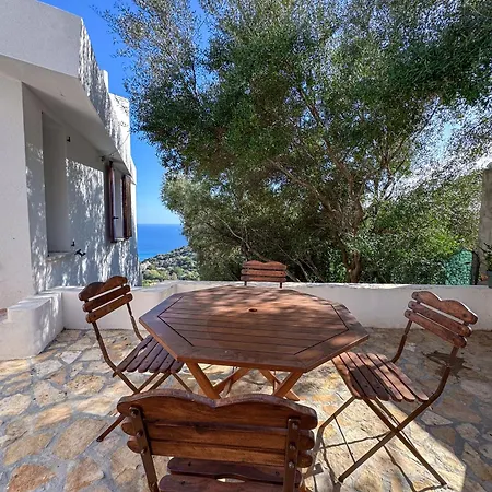 Mizar - Newly Renovated Private And An Amazing View