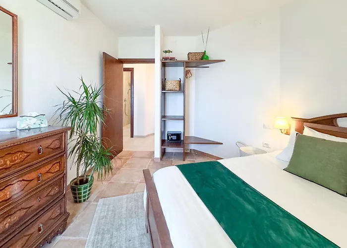Mizar - Newly Renovated Private And An Amazing View Villa